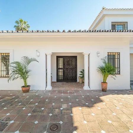 Banus 10 Minutos Villa