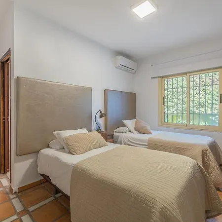 Villa Banus 10 Minutos