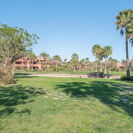 Villa Banus 10 Minutos
