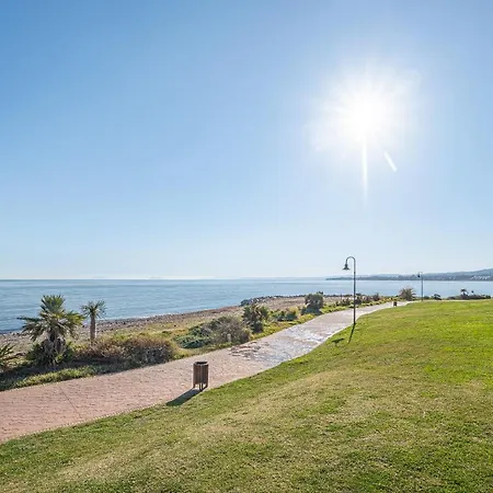 Villa Banus 10 Minutos