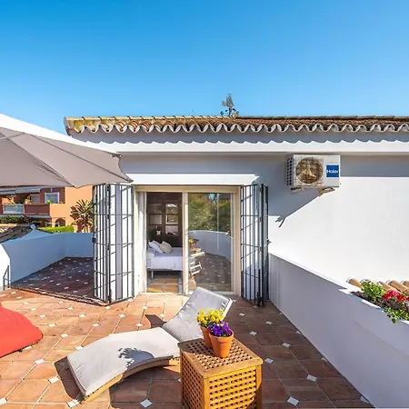 Villa Banus 10 Minutos