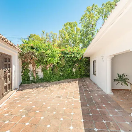 Banus 10 Minutos Villa *