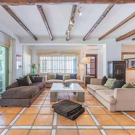 Banus 10 Minutos Villa Estepona
